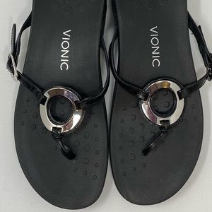 Vionic Thong Sandals